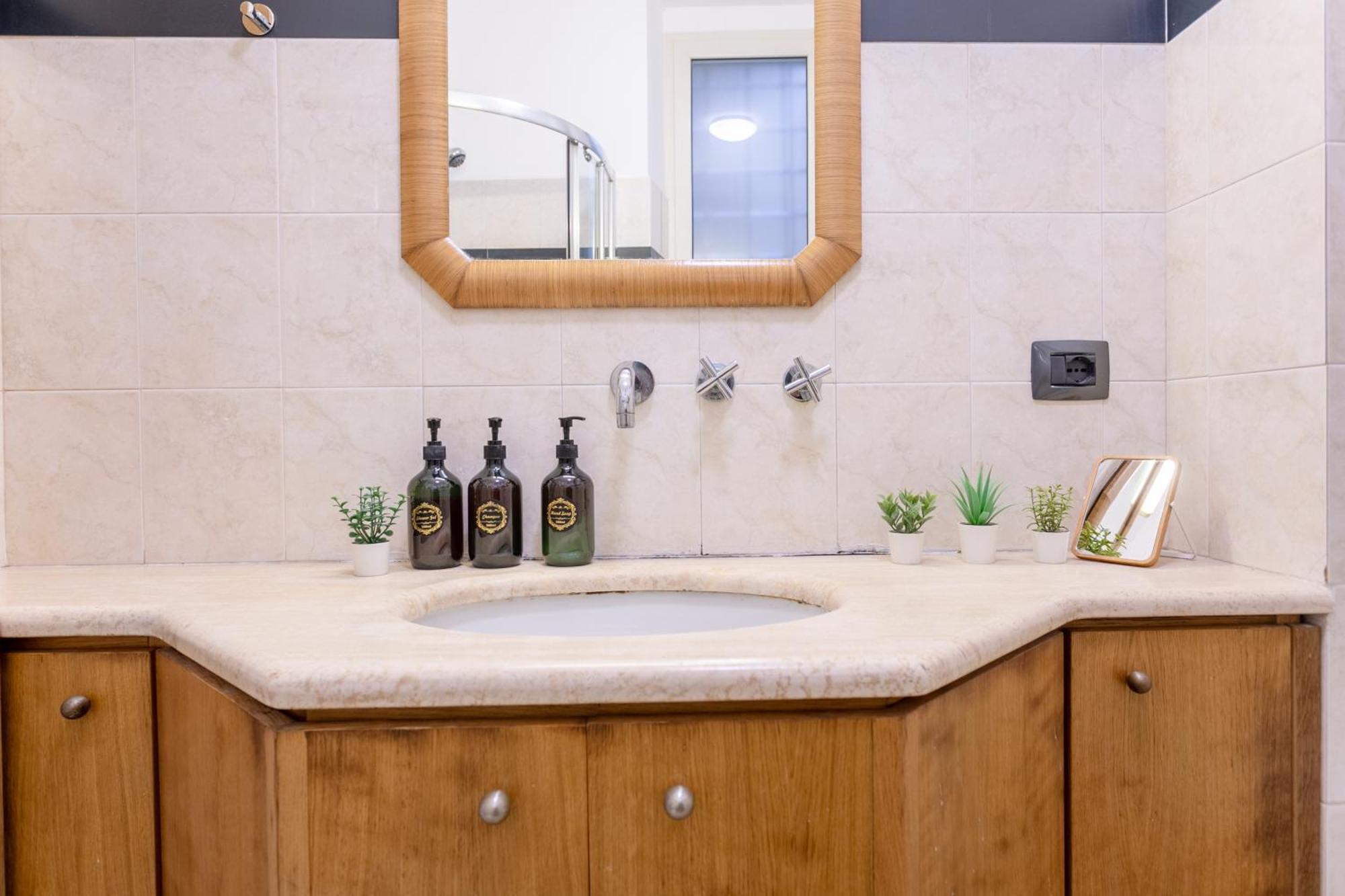 Holiday Homes Rome - Green Apartment S Camillo - Near Trastevere ภายนอก รูปภาพ
