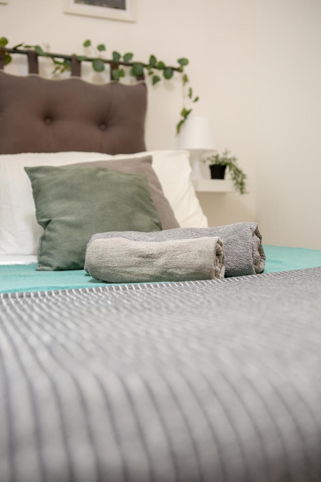 Holiday Homes Rome - Green Apartment S Camillo - Near Trastevere ภายนอก รูปภาพ