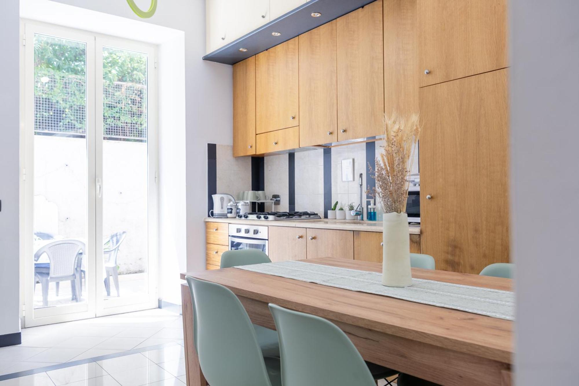 Holiday Homes Rome - Green Apartment S Camillo - Near Trastevere ภายนอก รูปภาพ